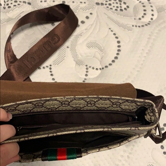 Gucci Cross-body bag - Picture 2 of 3